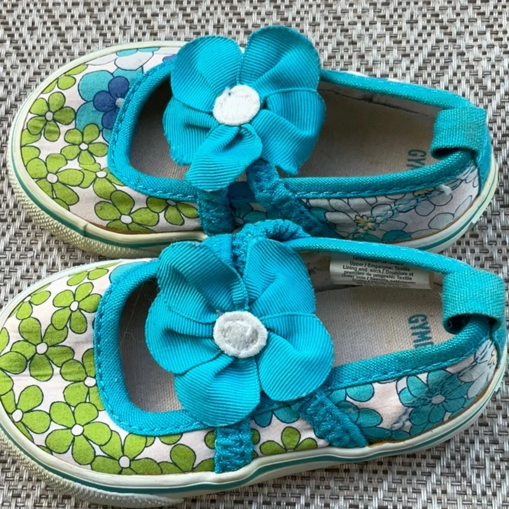 Gymboree little girl floral shoes size 4 (12- 1 8M)